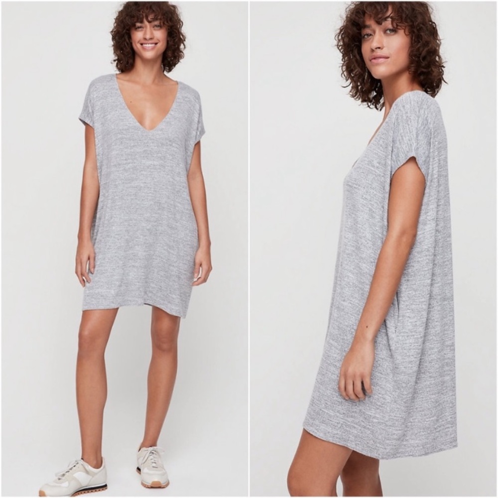 NWT Wilfred Free Marcoux V neck Dress with pockets SOFT flowy XS oversized fit